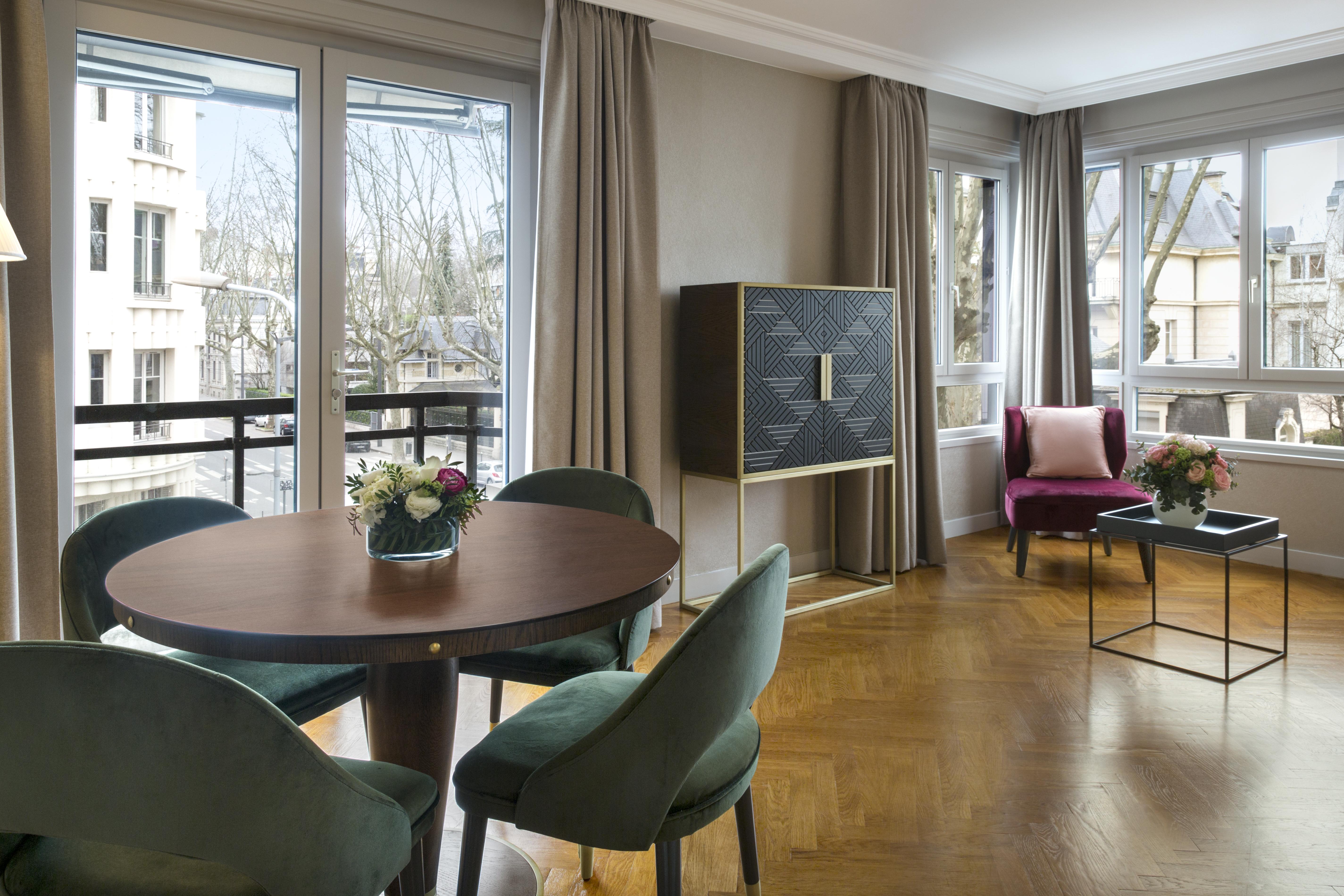 Aparthotel Warwick Reine Astrid -