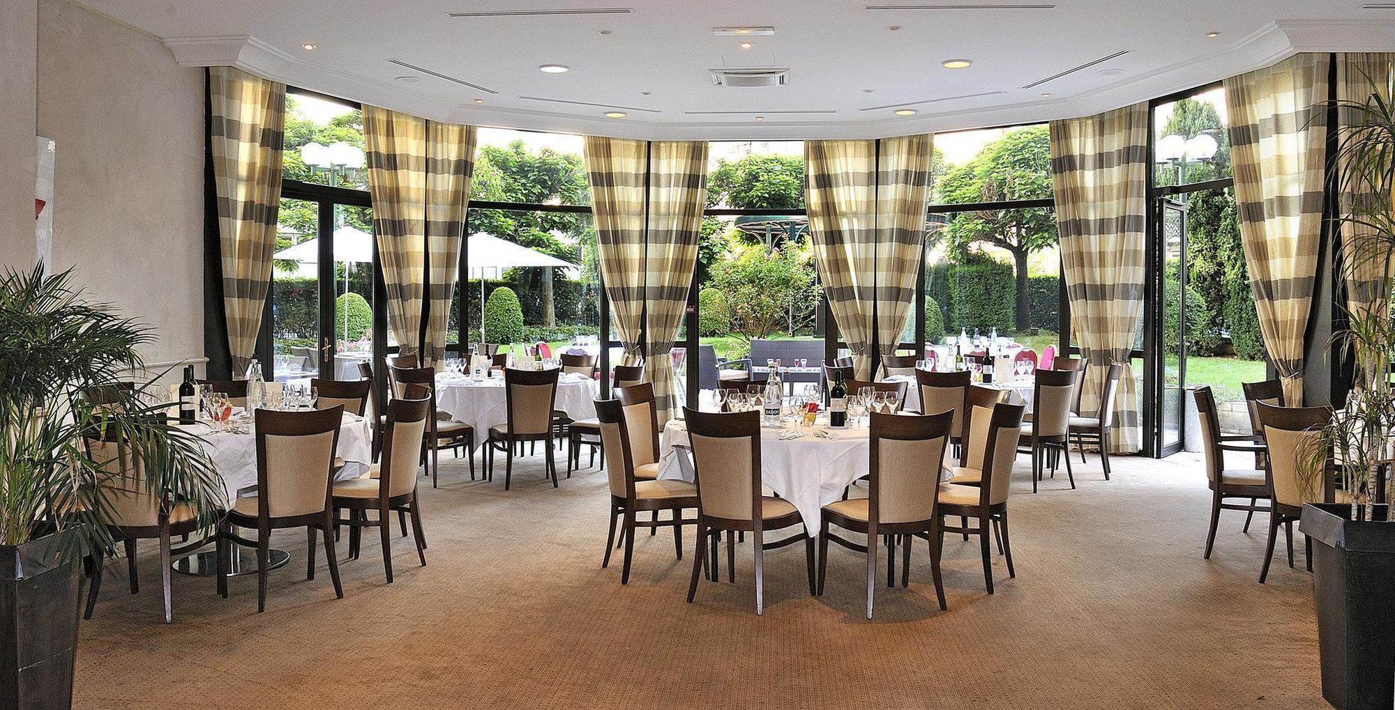 Warwick Reine Astrid - Aparthotel