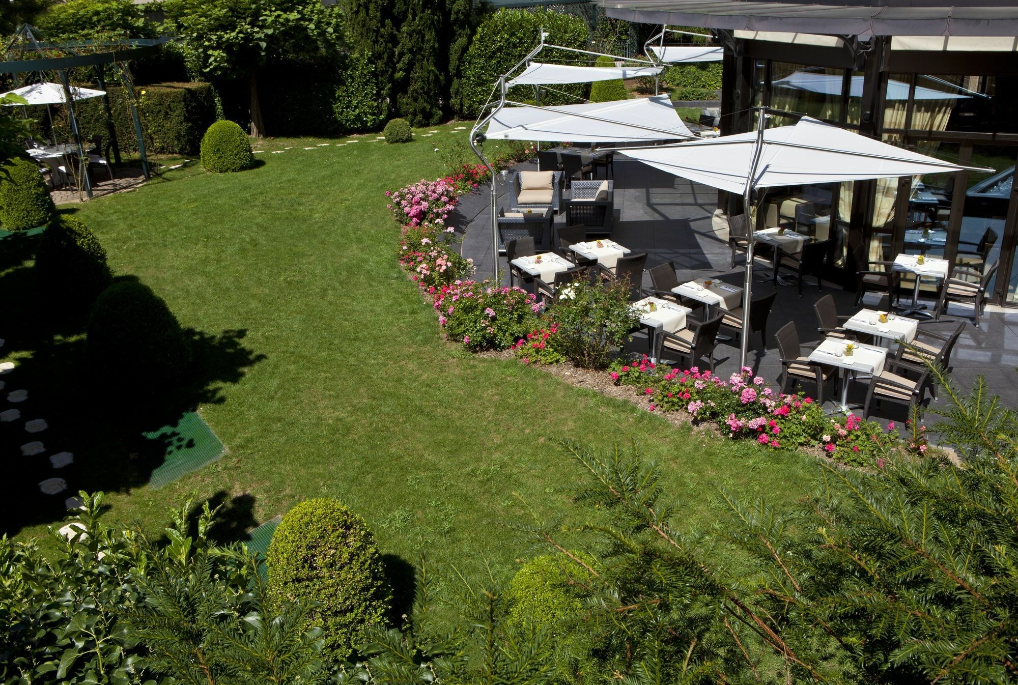 Warwick Reine Astrid - Aparthotel 4*